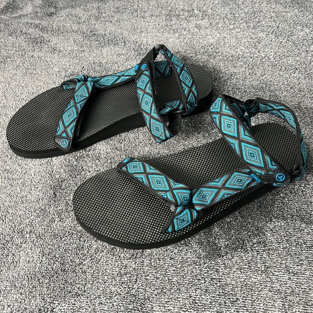 Atika sandals - Picture 2 of 5